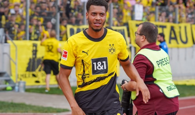 mk体育官方网站入口图片报：有迹象表明恩梅查伤势更为严重，他的韧带可能受到了影响