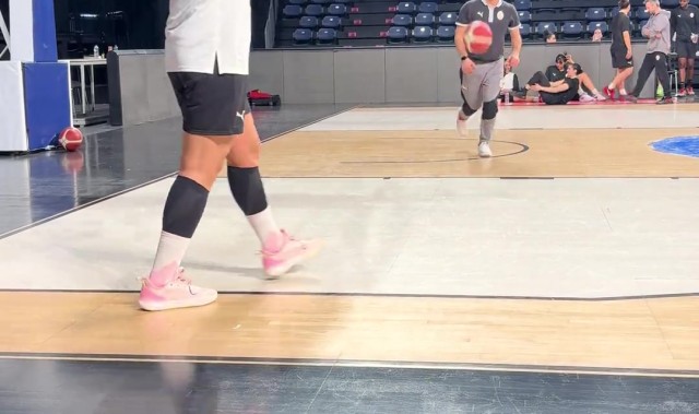 mksports体育👊不断精进武器库！李月汝晒训练视频 外线三分百发百中！