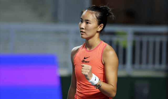 第7冠！中国金花5连胜逆转1号种子，首夺红土冠军，锁定温网正赛