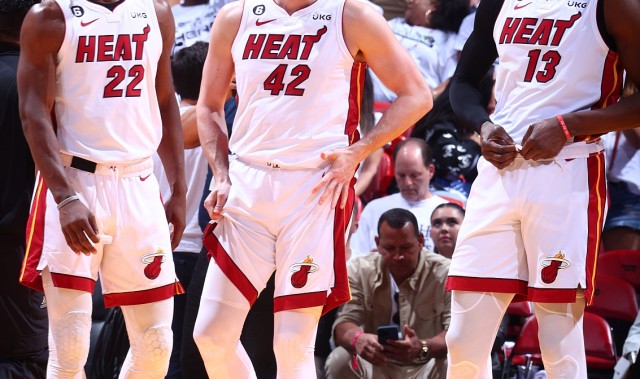 mk体育在线登录入口乐福谈调侃巴特勒：这只是为了逗大家开心 球队知道我是出于善意