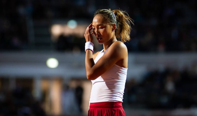 WTA罗马站：郑钦文丢发球胜赛局 1-2不敌高芙止步四强