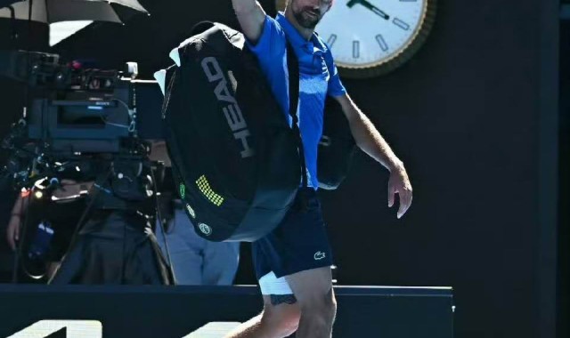 塞媒爆德约确认参加多哈赛，网友担忧：新一轮的诈伤质疑又来了！