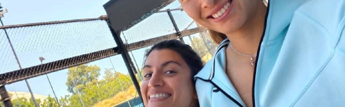 和郑钦文吃年夜饭，帅哥身份曝光，关系紧密，郑钦文妈妈亲自下厨