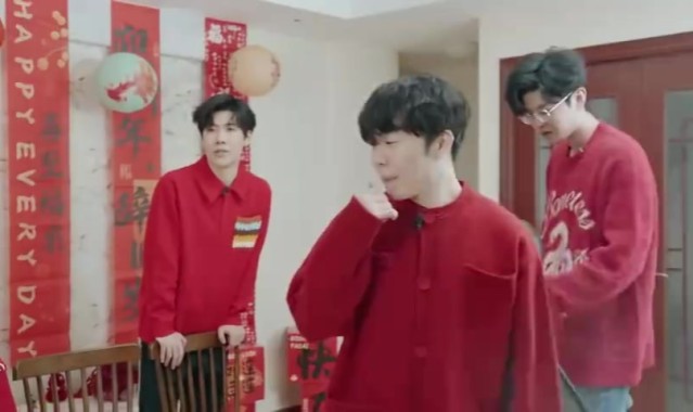 mk体育在线登录入口IG发布选手互动视频：第一届極人摄影大赛颁奖典礼暨拍摄纪录片