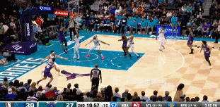 mk体育app官网听说想交易我？加福德半场8中7爆砍21分7板3帽 对位的马威1分4犯