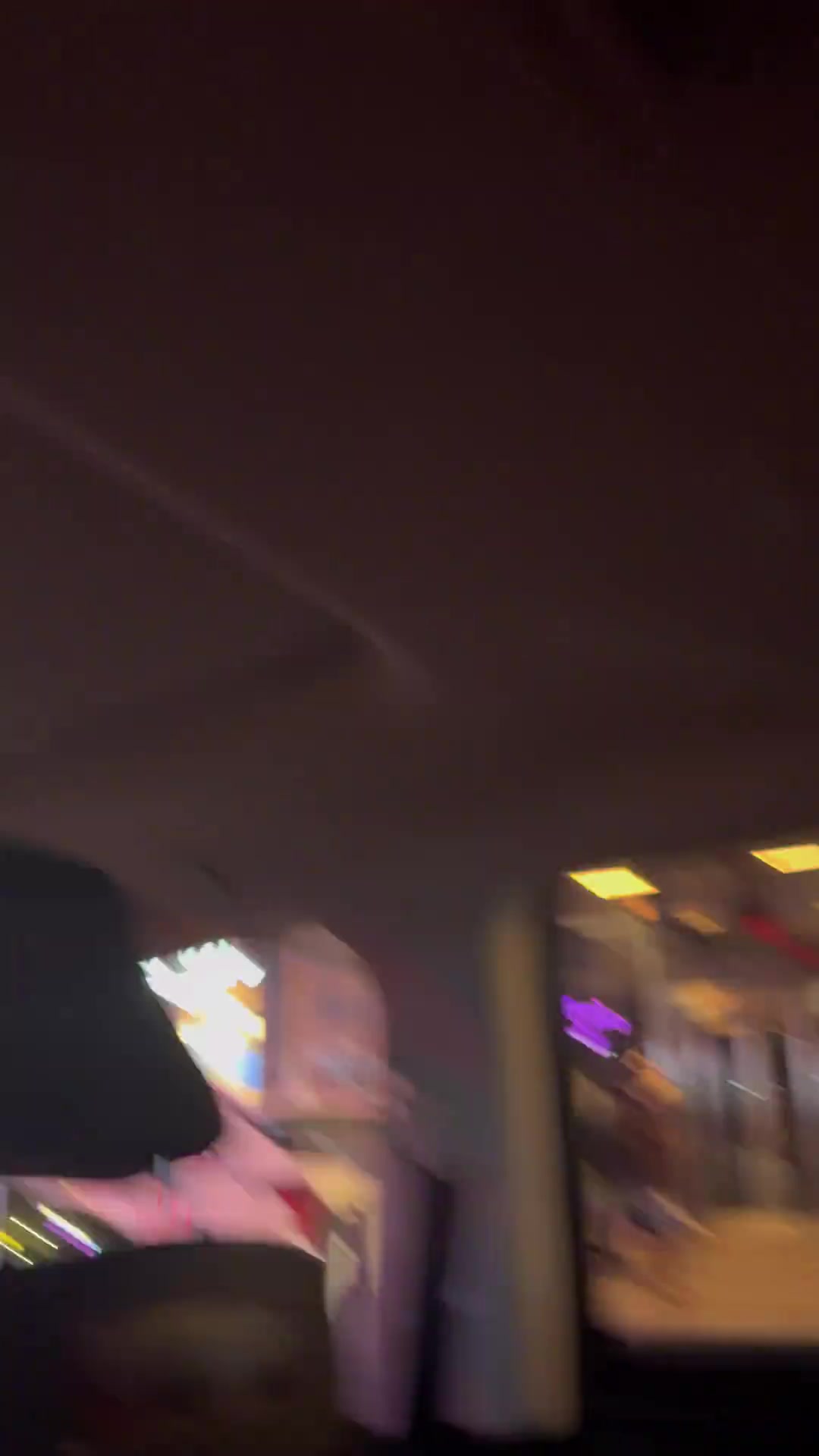 mk体育哪吒2登上纽约时代广场！马布里：期待小哪吒冲击百亿票房！