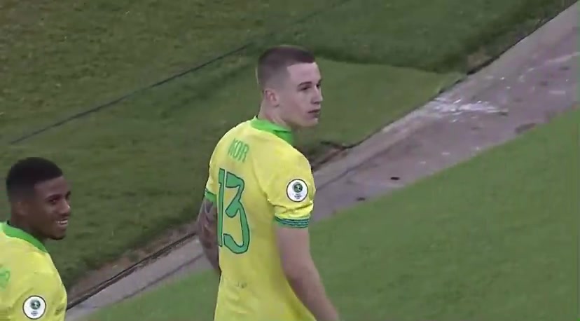 mk体育平台网页版入口挑衅！巴西U20球员赛中凶狠犯规，赛后对阿根廷球迷指着队徽比划5