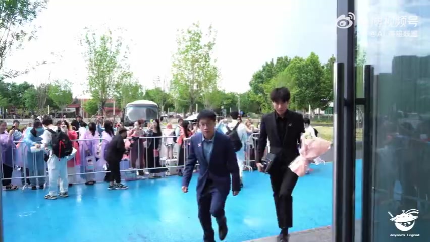 mk体育官方网站入口AL发布战胜BLG赛事Vlog：我真的很想哭，但我们要把泪水留在决赛